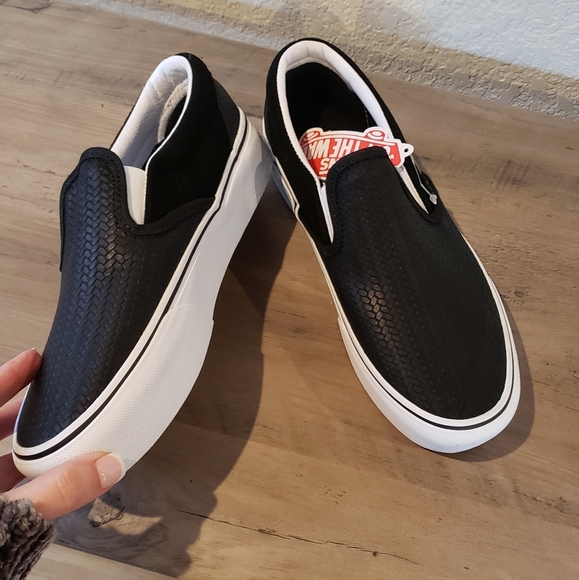 Vans Classic Slip-On Suede Emboss Black Platform Sneaker - Picture 5 of 10